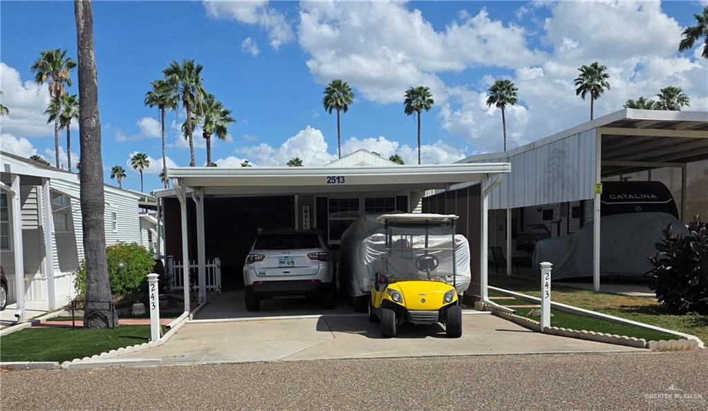 Photo 1 of 2513 Bobolink Circle, Palmview