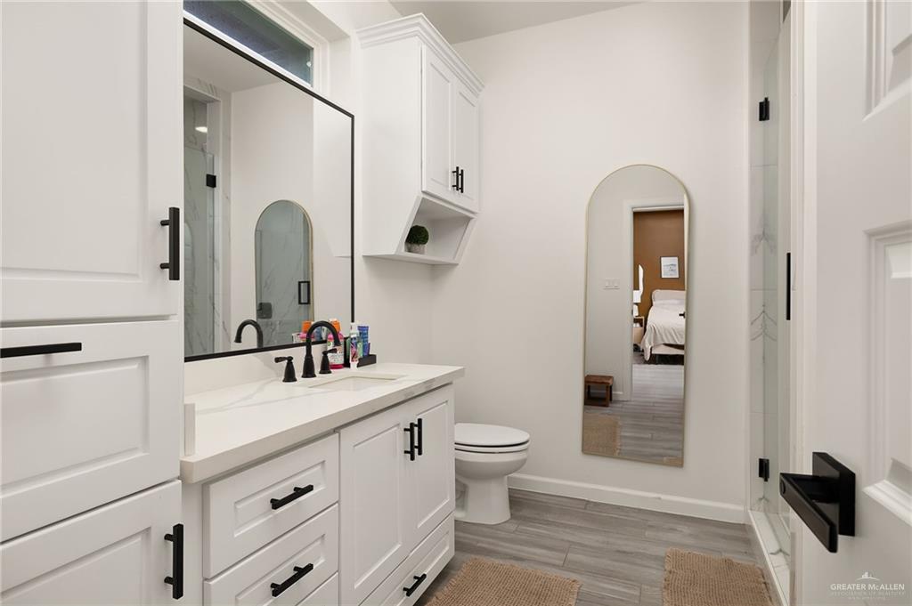 Photo 8 of 6113 Rayo Del Sol Street