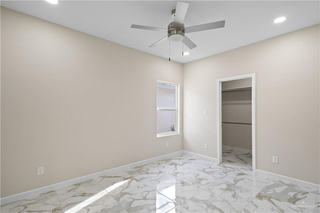 Photo 8 of 405 Onyx Avenue #4