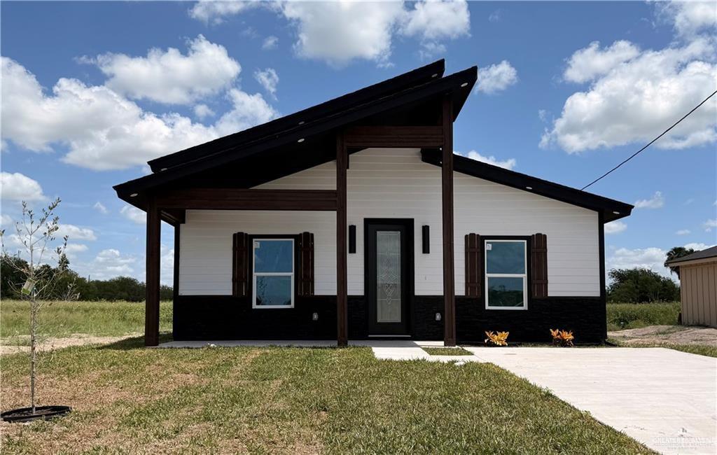 Photo 1 of 2038 Parker Road, Mercedes