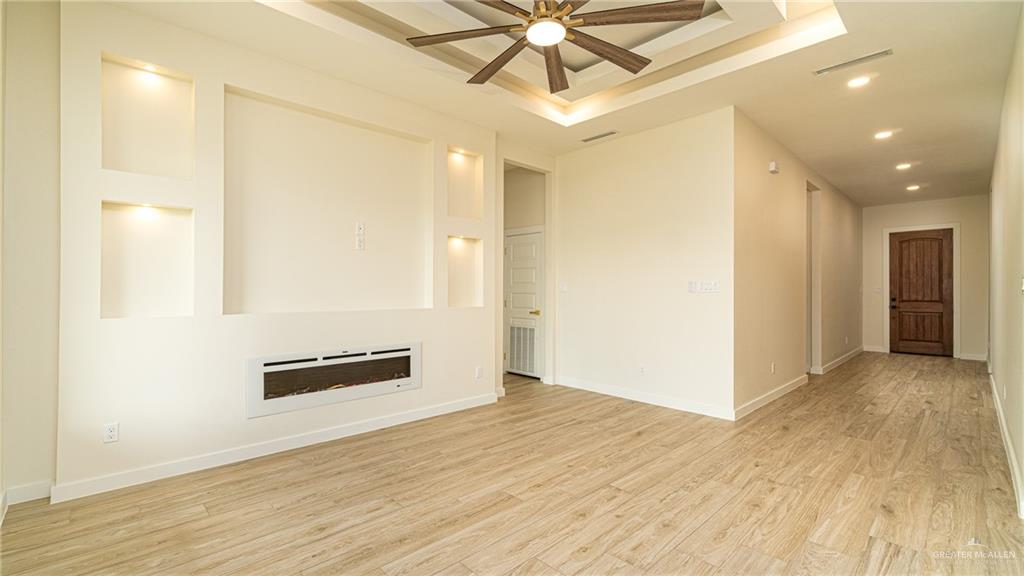 Photo 8 of 2820 Alyna Avenue