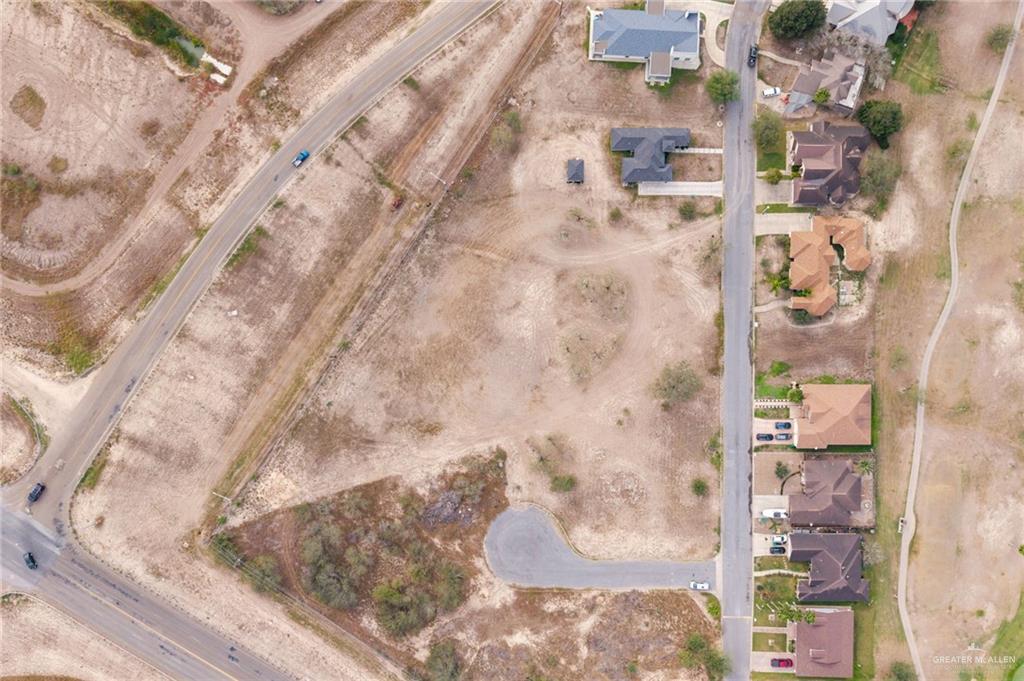 Photo 5 of 704 Melanie Drive