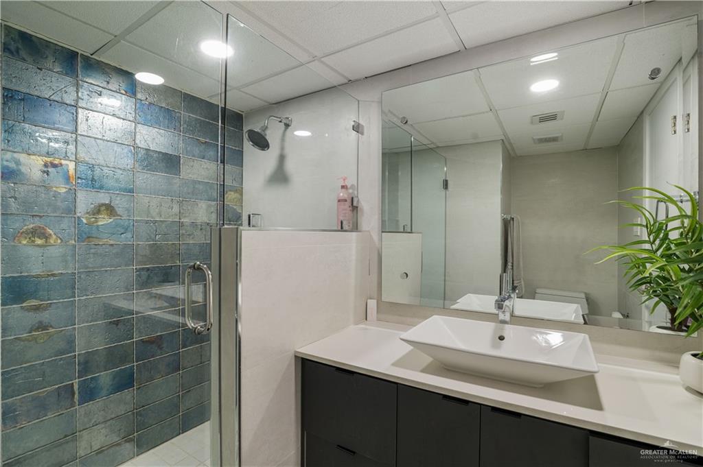 Photo 10 of 4901 Laguna Boulevard