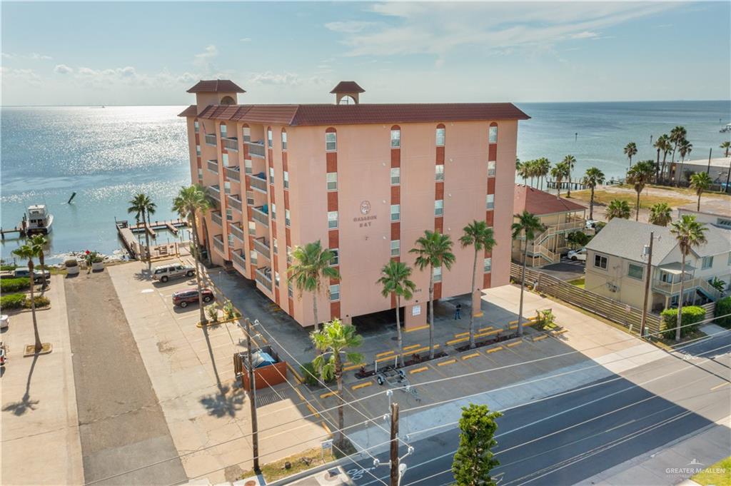 Photo 16 of 4901 Laguna Boulevard