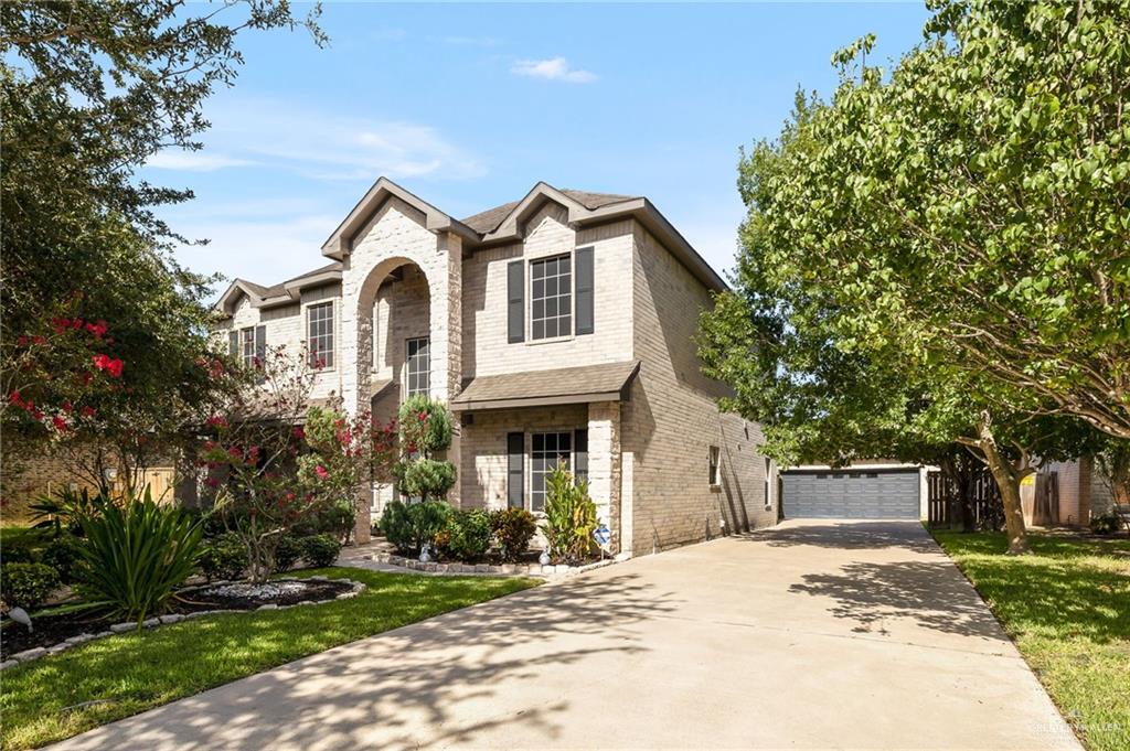 Photo 3 of 3305 Santa Erica Street