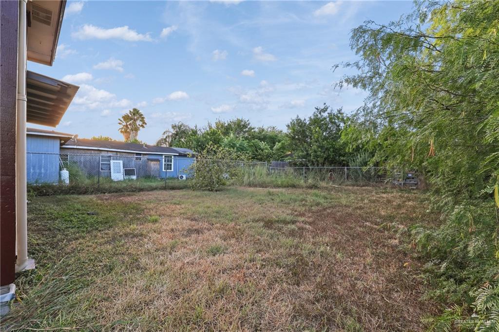 Photo 12 of 1103 Fresno Drive
