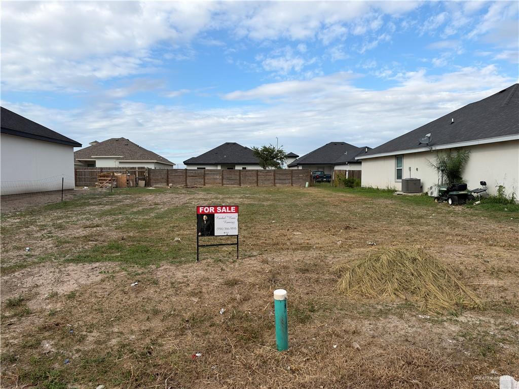 Photo 1 of 3107 Uva Avenue, Hidalgo
