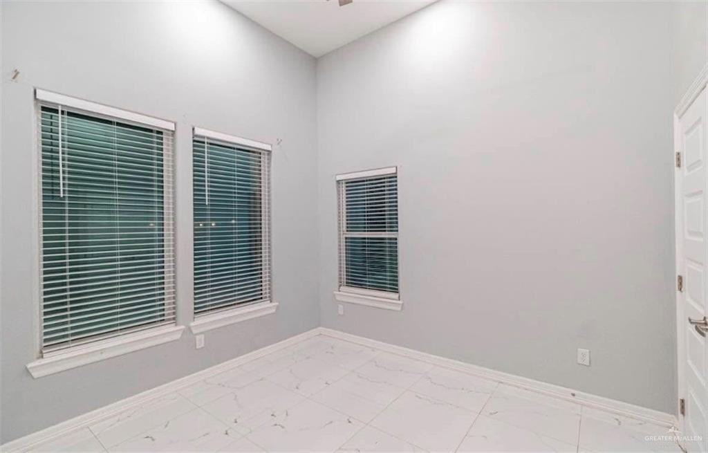 Photo 7 of 721 Margret Street