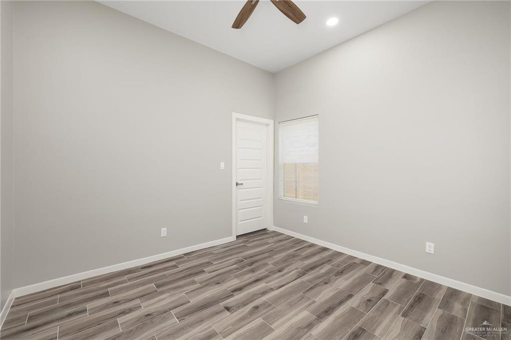 Photo 15 of 704 25th Street