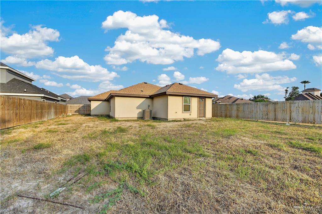 Photo 16 of 2616 Vivien Drive