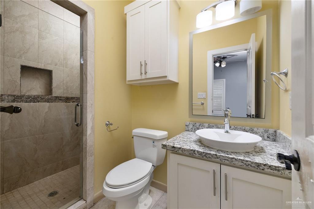 Photo 13 of 2512 C Street