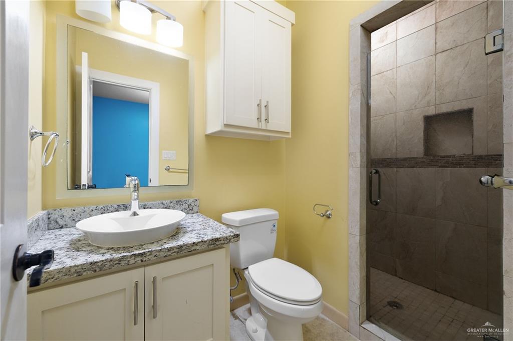 Photo 15 of 2512 C Street