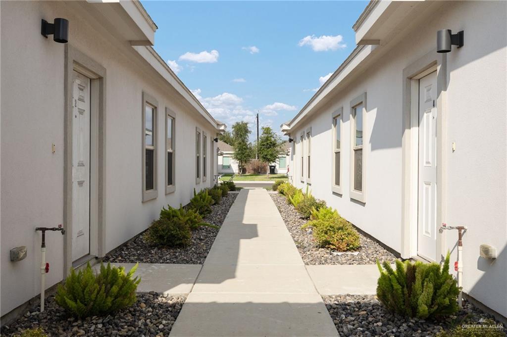 Photo 3 of 5805 Sandpiper Avenue #4