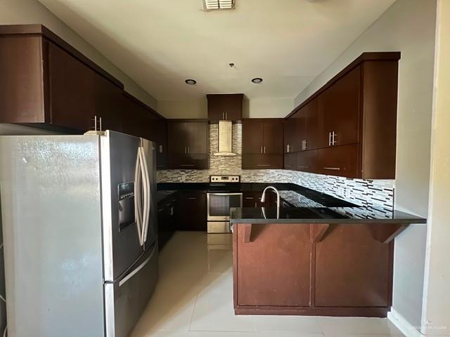 Photo 3 of 3016 L Street #4