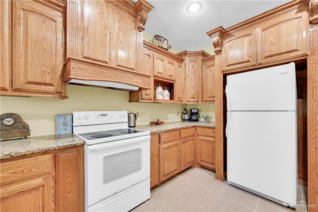 Photo 7 of 1012 Carolina Avenue