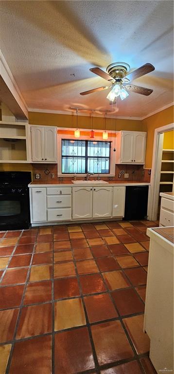 Photo 5 of 396 Hibiscus Street