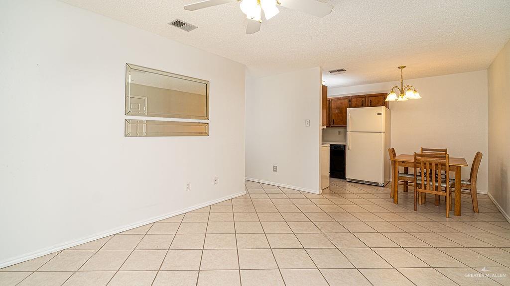 Photo 5 of 1500 Evergreen Avenue #15