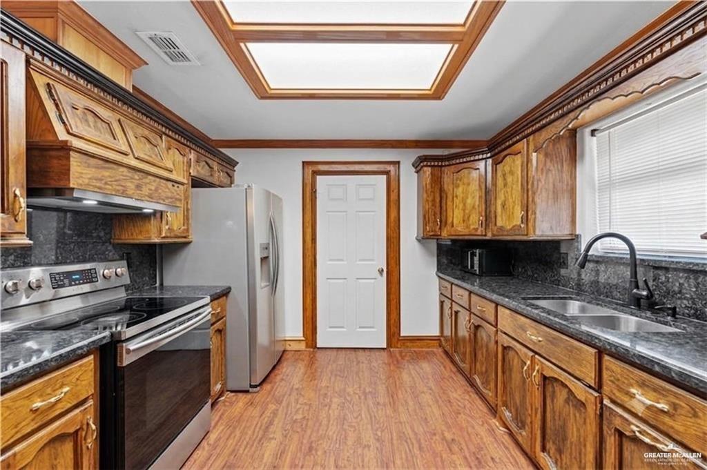 Photo 9 of 315 Los Cerritos Circle