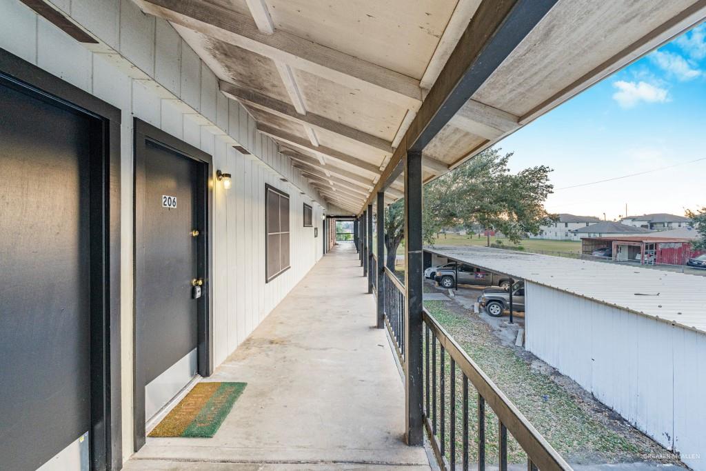 Photo 2 of 1600 Bridge Avenue #206
