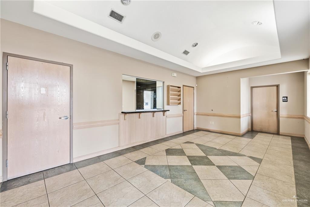 Photo 11 of 1200 Savannah Avenue #13