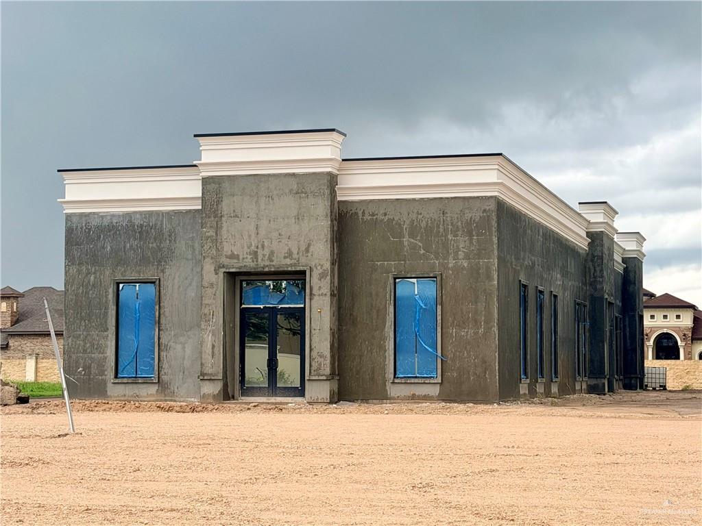 Photo 2 of 1801 Veterans Boulevard #2