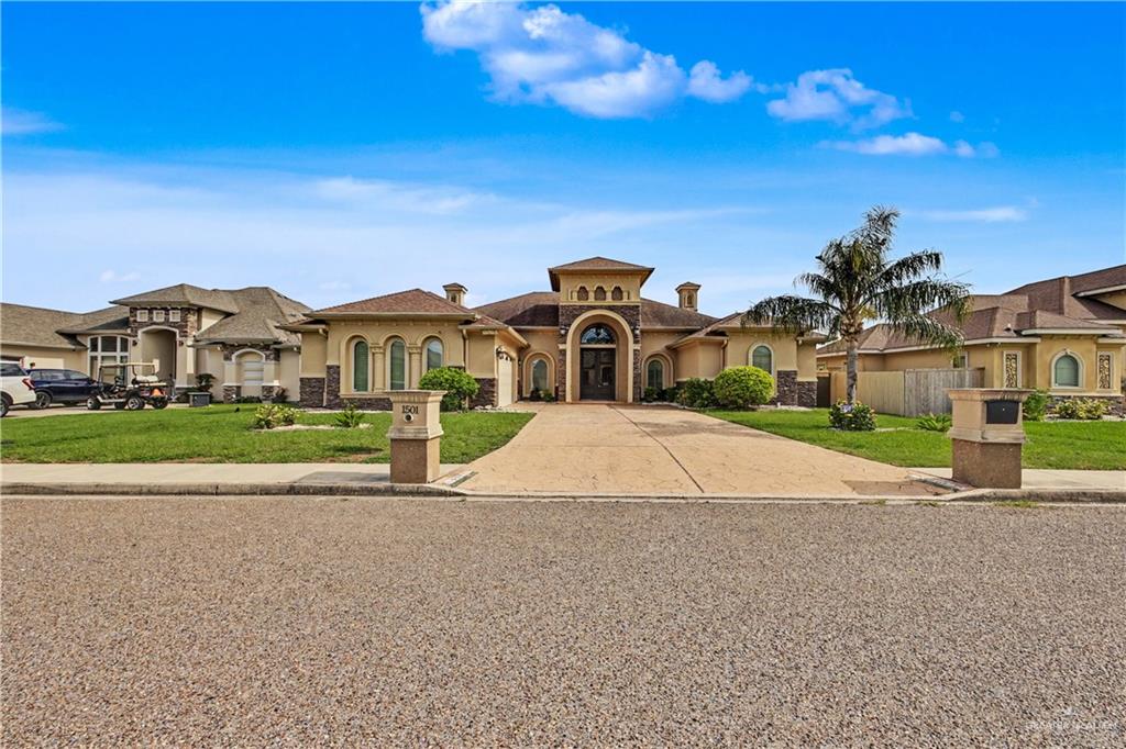 Photo 1 of 1501 Gardenia Street, Weslaco