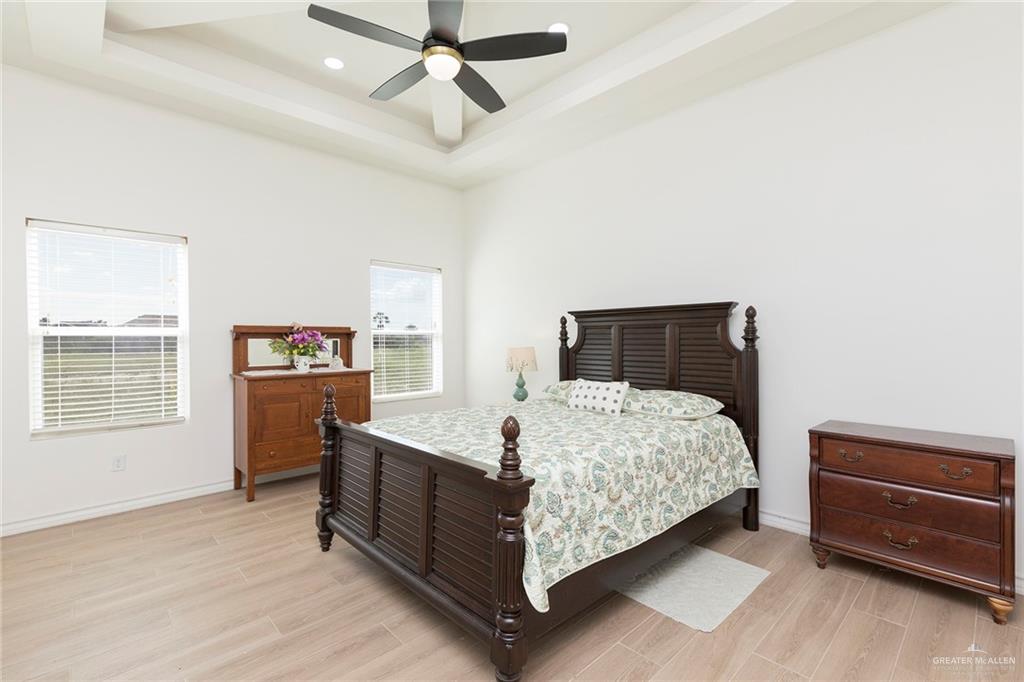 Photo 10 of 621 Tower Oak Drive