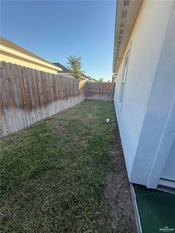 Photo 4 of 1316 Xanthia Street