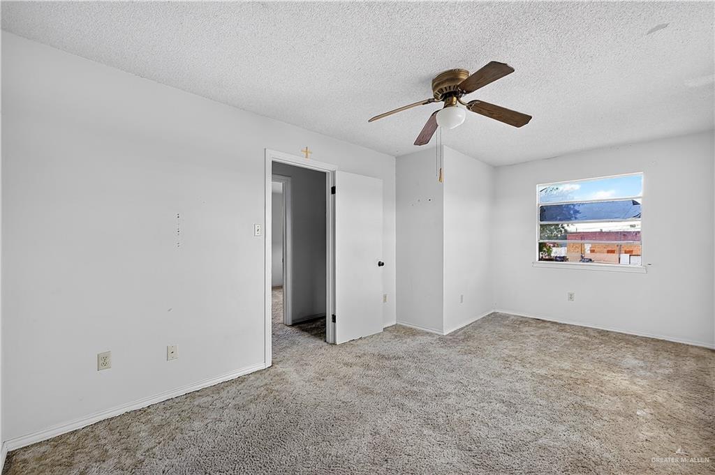 Photo 18 of 415 Doherty Avenue
