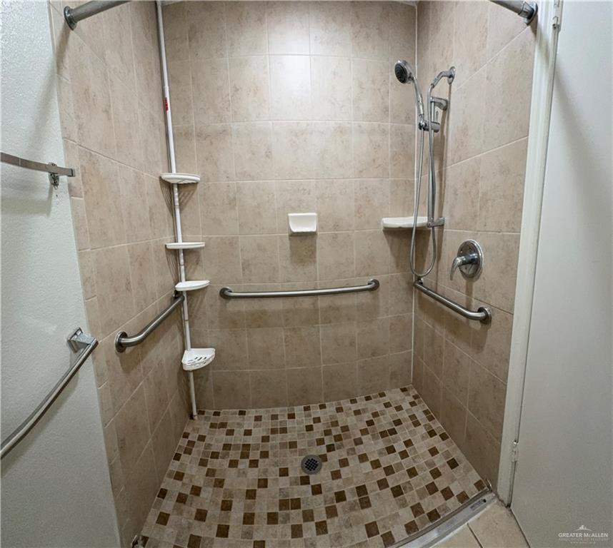 Photo 8 of 1500 Evergreen Avenue #62