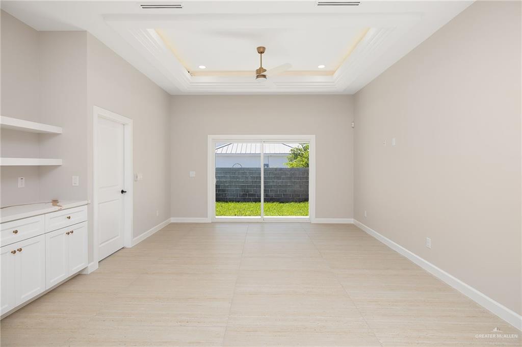 Photo 10 of 615 25th Street