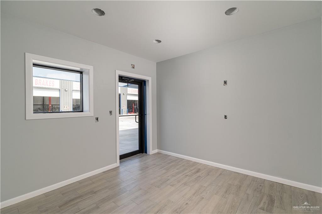 Photo 8 of 2103 Griffin Parkway #4