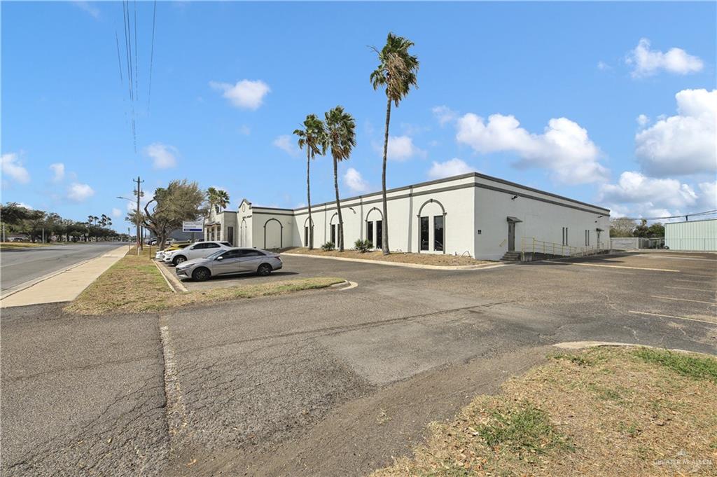Photo 1 of 600 Bicentennial Boulevard, McAllen