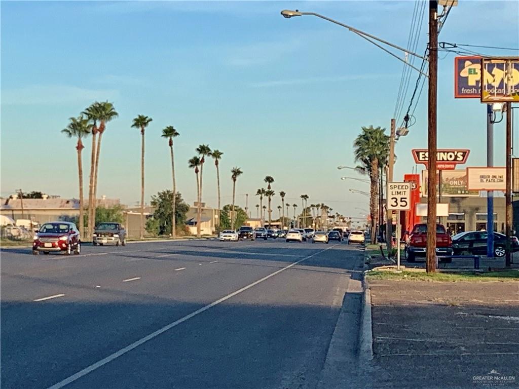 Photo 2 of 711 Business 83 Highway