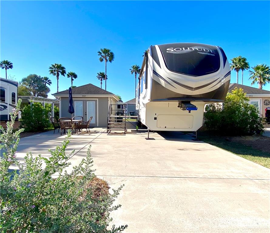 Photo 1 of 3909 Mallard Drive, Mission