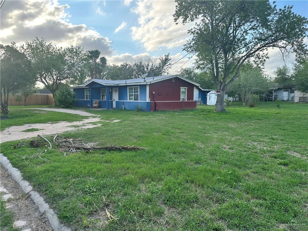 Photo 3 of 1508 Tierra Drive