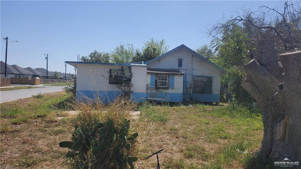 Photo 4 of 1502 Edna Street