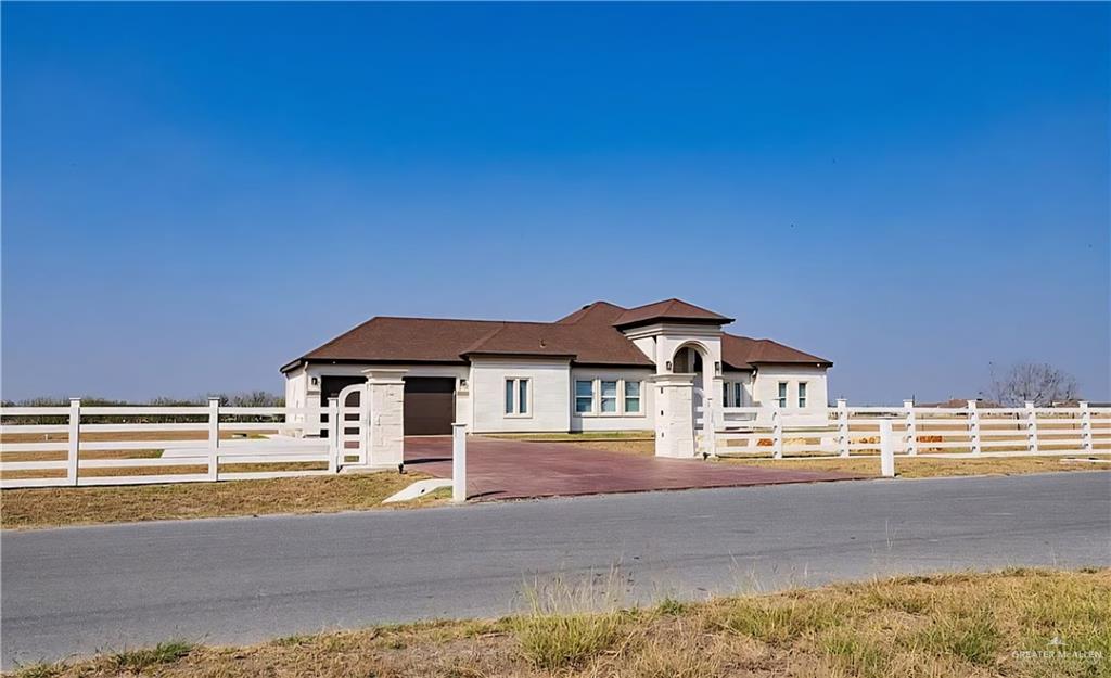 Photo 4 of 100 J Hernandez Street