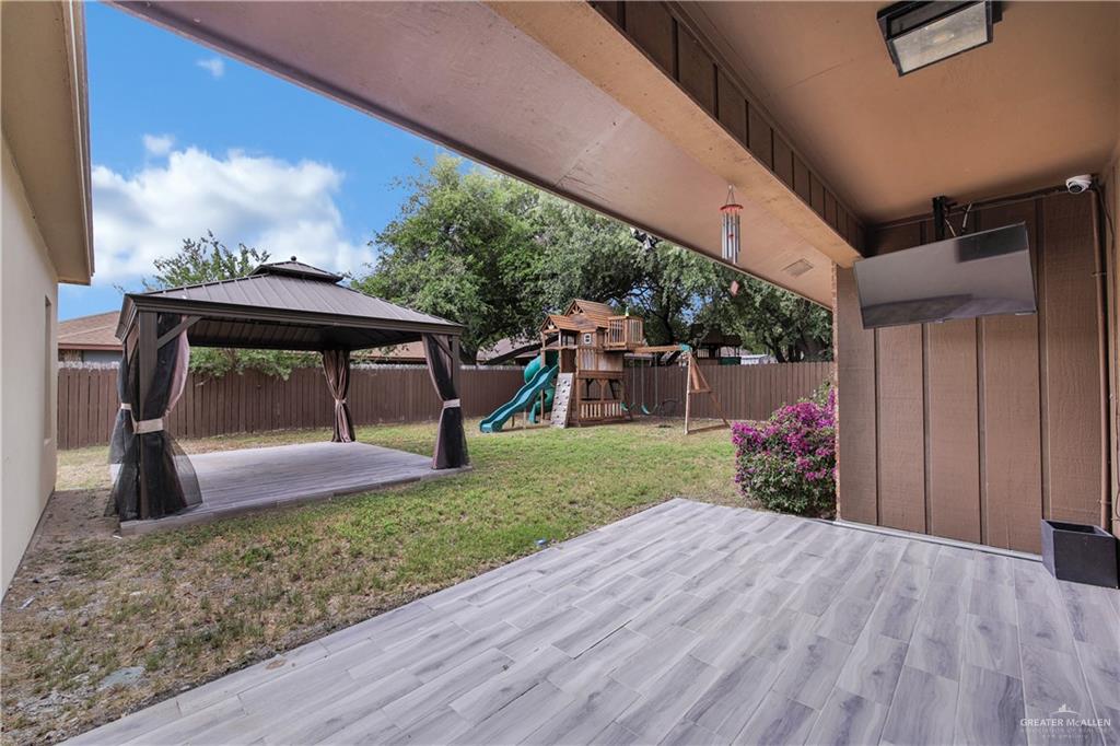 Photo 19 of 3005 Heron Avenue
