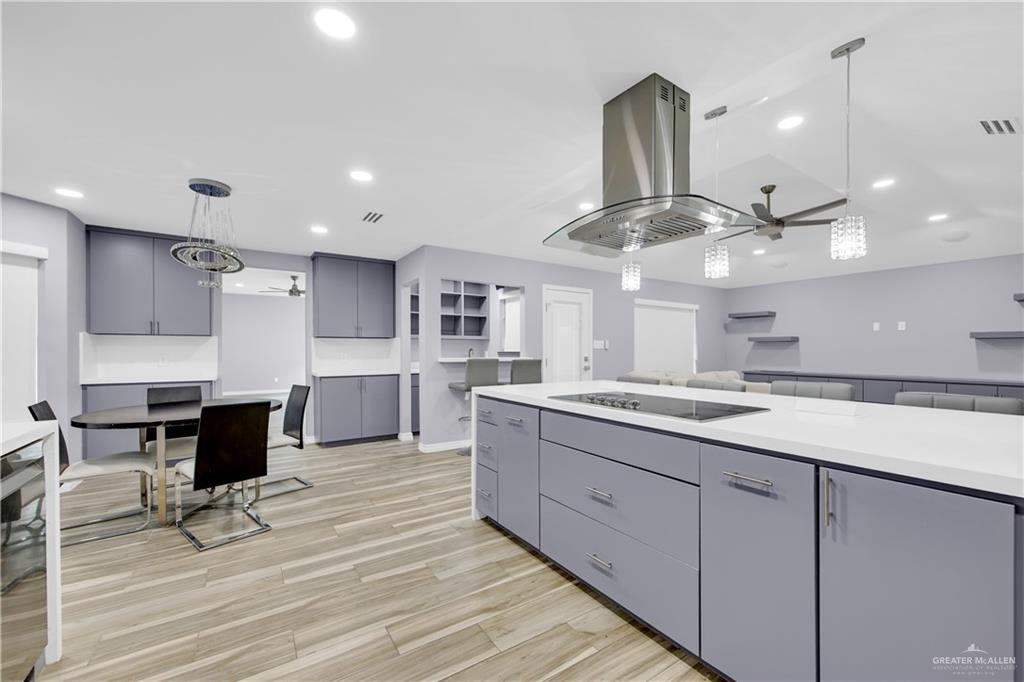 Photo 4 of 3005 Heron Avenue