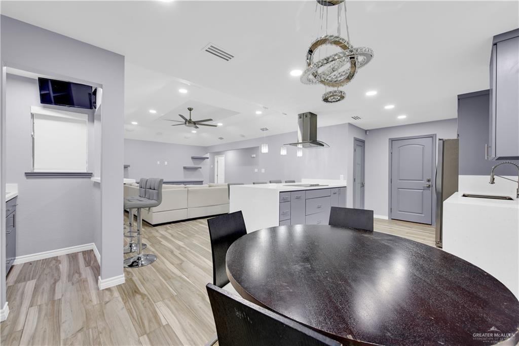 Photo 7 of 3005 Heron Avenue