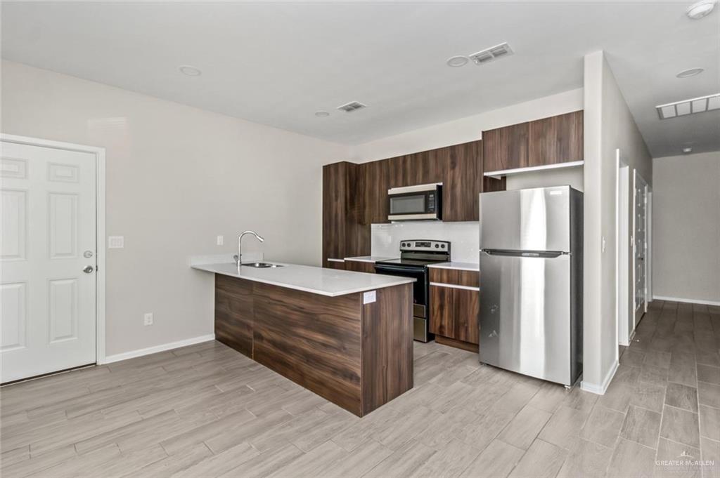 Photo 3 of 1308 Shavano Drive