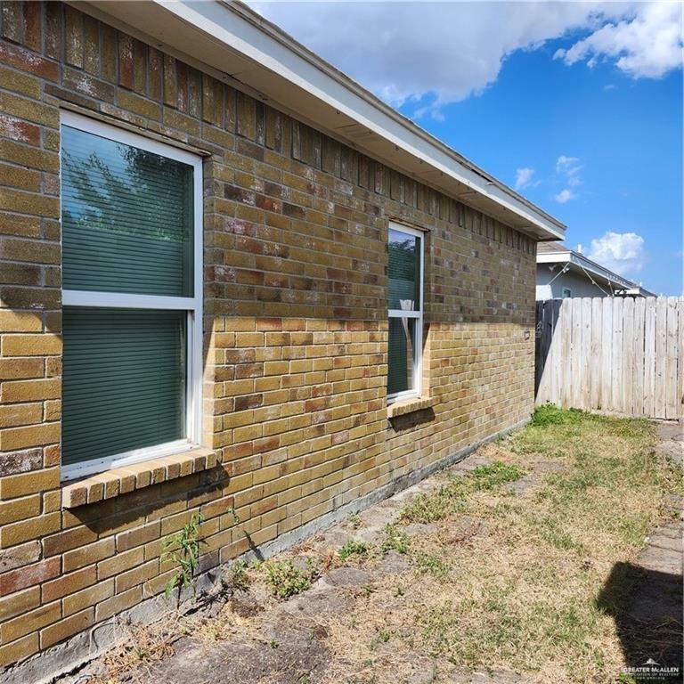 Photo 9 of 4008 Hawthorne Avenue #4