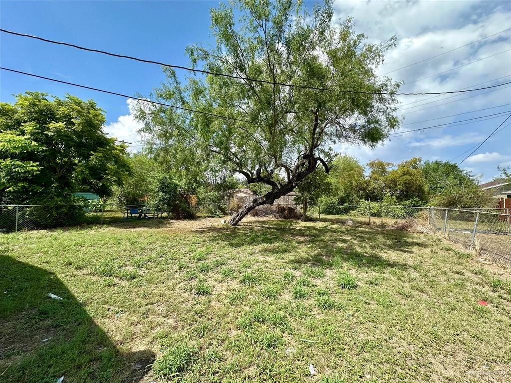 Photo 7 of 823 17th Avenue