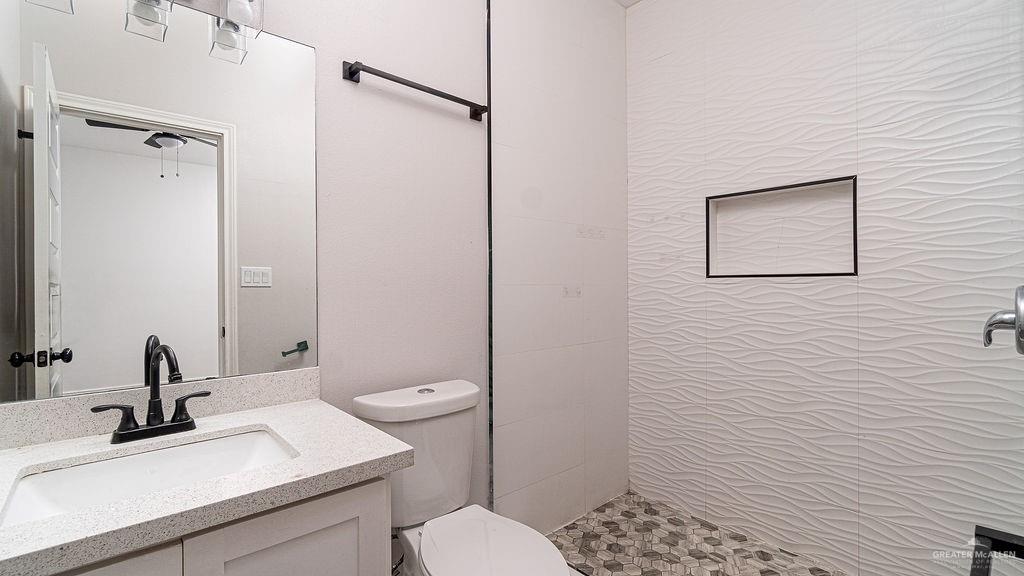 Photo 10 of 913 Mahala Avenue