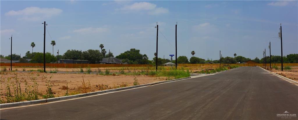 Photo 1 of 202 Royal Palm Drive, Mercedes