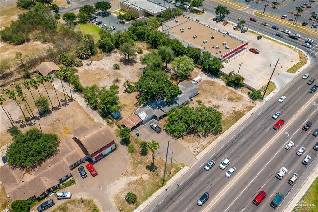 Photo 4 of 1400 Ware Road