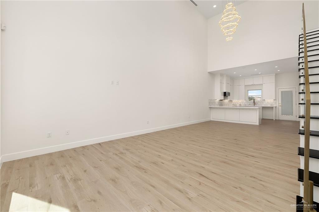 Photo 6 of 2905 51st Street