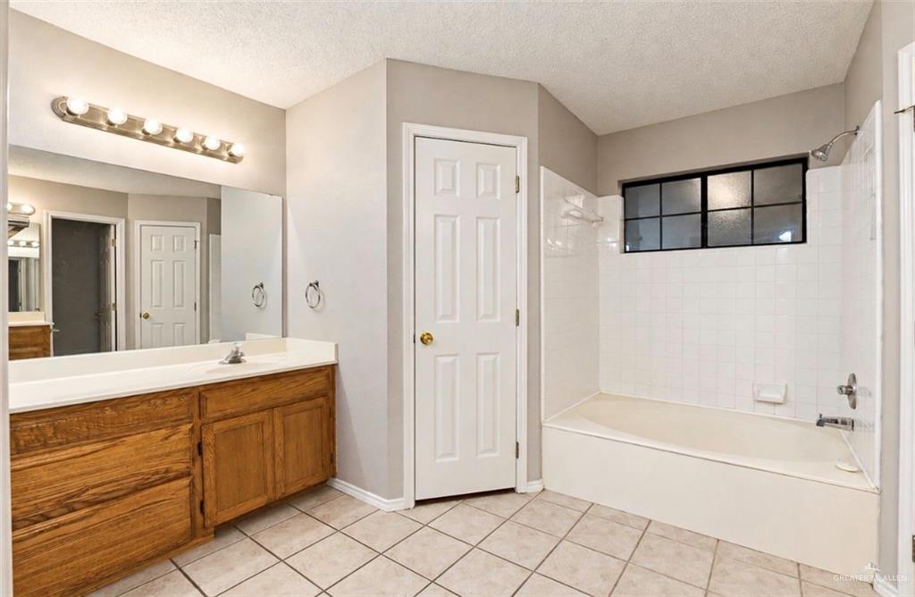 Photo 11 of 4900 34th Street
