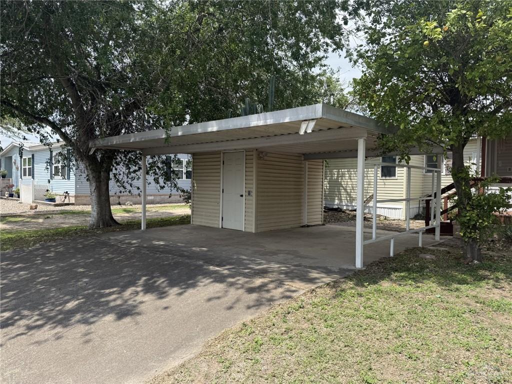 Photo 6 of 4901 Carnation Avenue